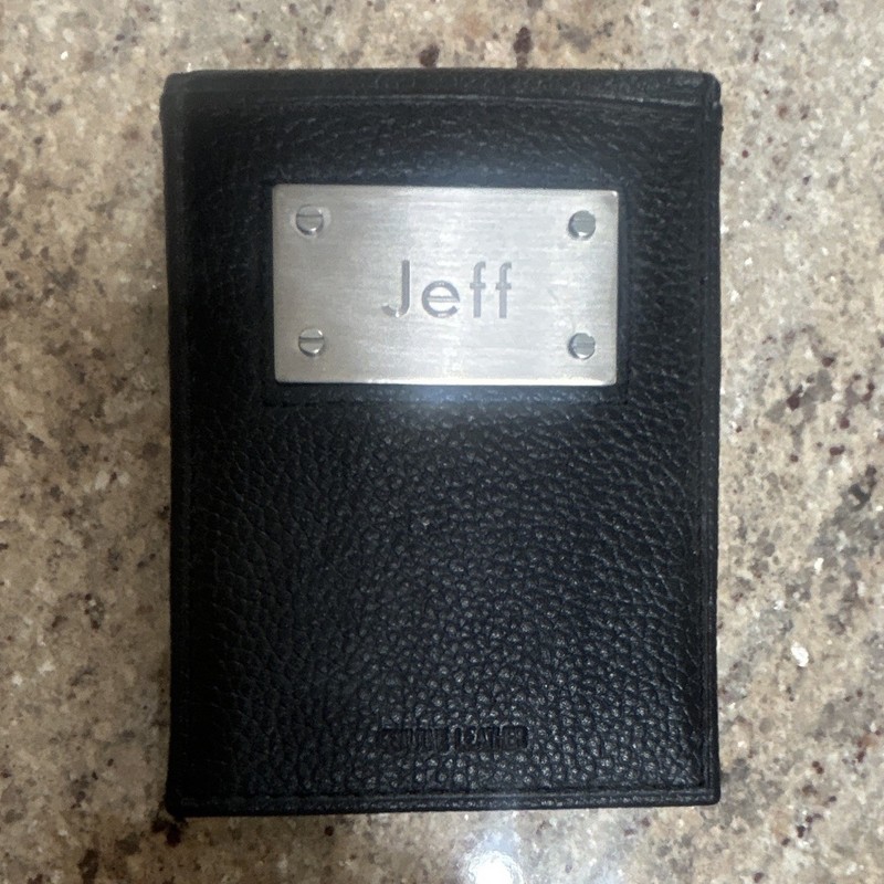 Men's Black Leather Bifold Wallet ID Window Magnetic Money Clip Name Plate: Jeff