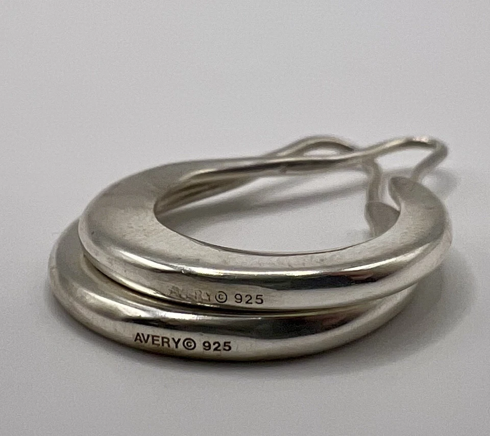 James Avery RETIRED Sterling Silver Classic Crescent Hoop Earrings - Image 3 of 4