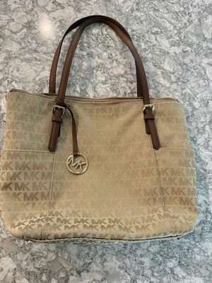 Michael Kors Jet Set Beige MK Signature Zip Tote Bag Gold MK Charm