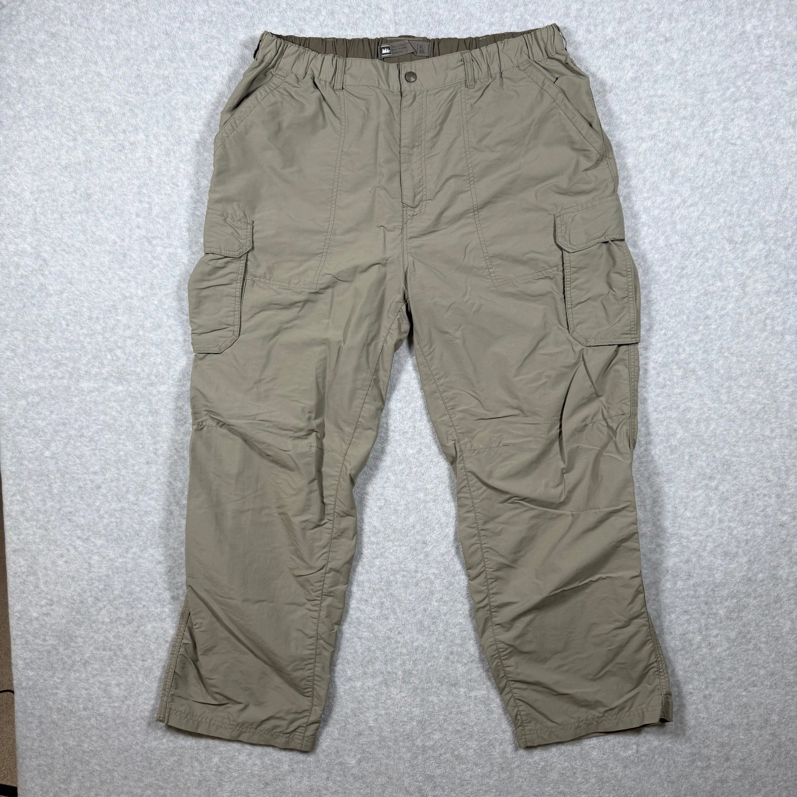REI Co-op Mens Cargo Hiking Pants Tan XL 30L Nylon Elastic Waist Fits 34x26
