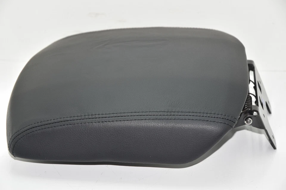 💎 2009-2015 Honda Pilot Black Center Console Leather Armrest Lid Assembly OEM - Image 3 of 4