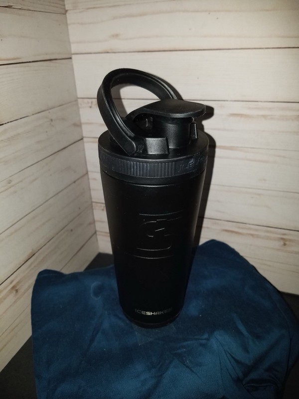 Ice Shaker Insulated Black Stainless Steel Shaker Bottle 26oz Cold Drink & Carry