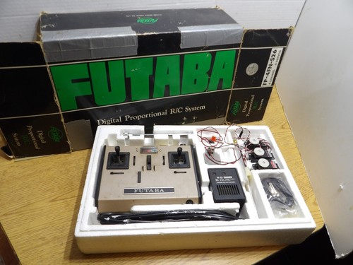 Futaba Remote Control System 4 Channel Model FP-4FN-525 ( untested )