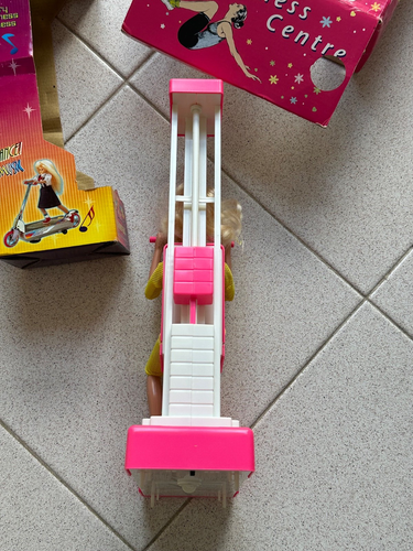 Lotto Bambole Barbie Mattel bicicletta+ altre bambole vintage - Foto 20 di 23