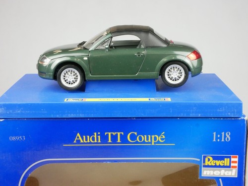 Revell 1/18 Audi TT Coupe green black roof diecast 08953 in Box 128532