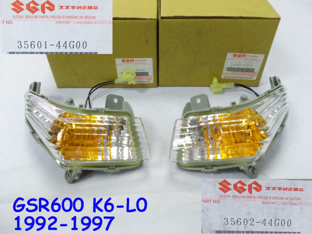 Suzuki GSR600 Front Signal Light L/R NOS GSR Turn Flasher