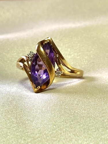 Elegant Marquise Cut Amethyst and Diamond 10K Gold Ring - Picture 5 of 8