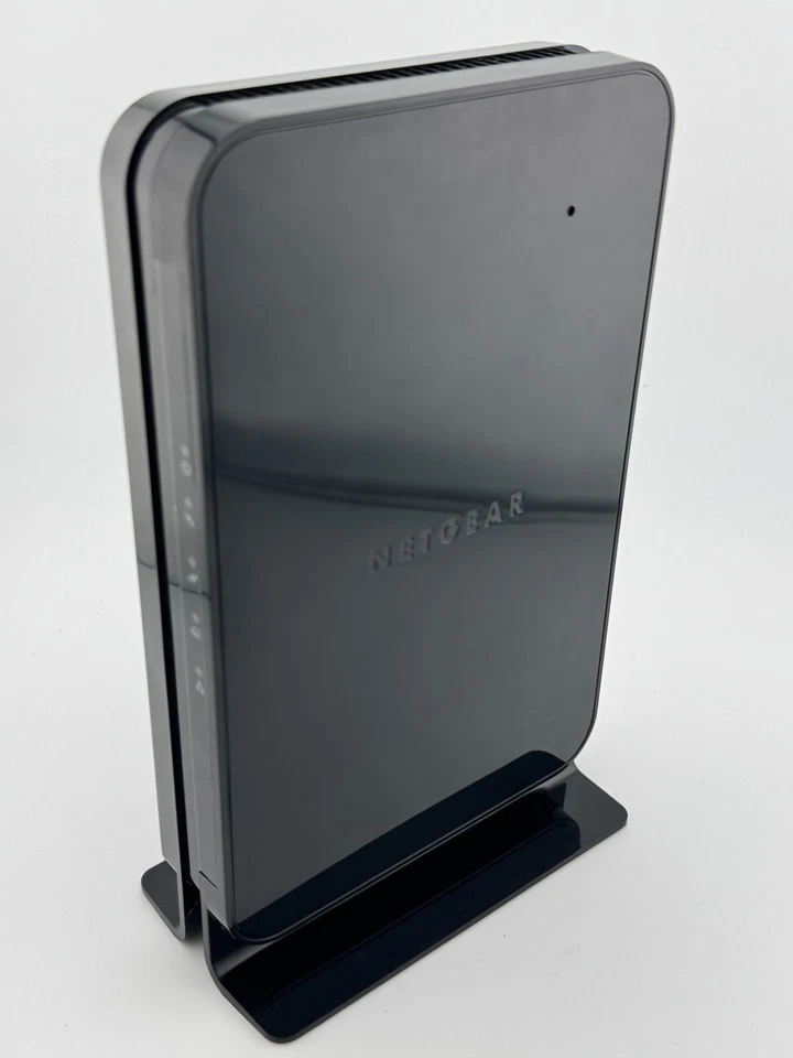 NETGEAR Modem CM500 (CM500100NAS) 500+ Mbps - Black - Image 2 of 4