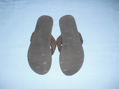 Tommy Bahama Castro Woven Dark Brown Thong Leather Flat Sandal Men Size 10 - Picture 4 of 5