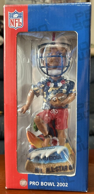2002 Pro Bowl Hawaii Bobble Head, “Surf & Turf” Brand New, In Perfect Condition