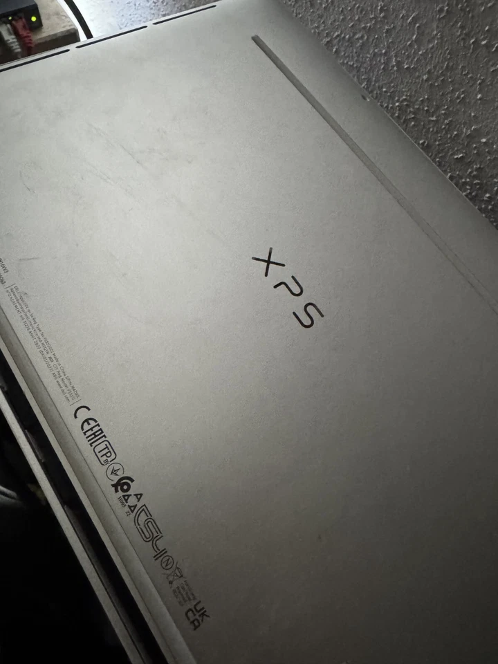 Dell XPS 13 Plus 9320    i7-1280P   32GB   OHNE SSD oder SSD Optionen unten - Bild 3 von 4