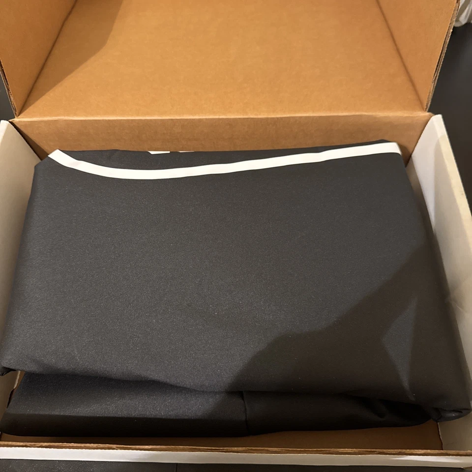 ATTWOOD MARINE MH1002BLK CUBIERTA-CAPÓ MOTOR MERC V8 NEGRO Foto 3 de 4