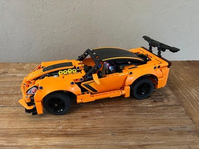 Lego  TECHNIC 42093 - Chevrolet Corvette ZR1
