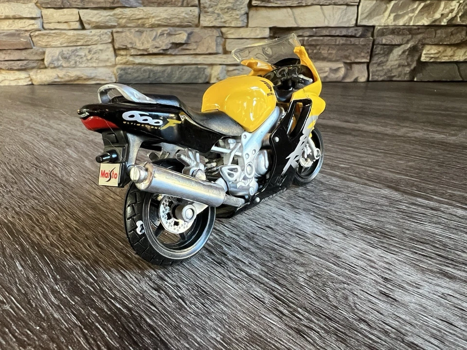 Maisto Escala 1/18 Honda CBR600F Sportbike Diecast Motocicleta Juguete CBR600F4 Foto 2 de 4