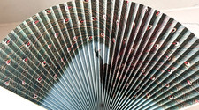 Elegant Vintage Peacock Folding Fan, Rare Cultural Collectible Art Decor Gifts