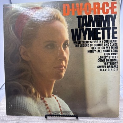 Tammy Wynette D-I-V-O-R-C-E Vintage Vinyl LP 1968 Epic Record BN 26392