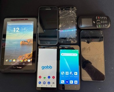 Phone Lot As Is For Parts 7 Various Conditions Not Working