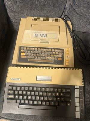 Atari 400 And Atari 800XL Computers Untested