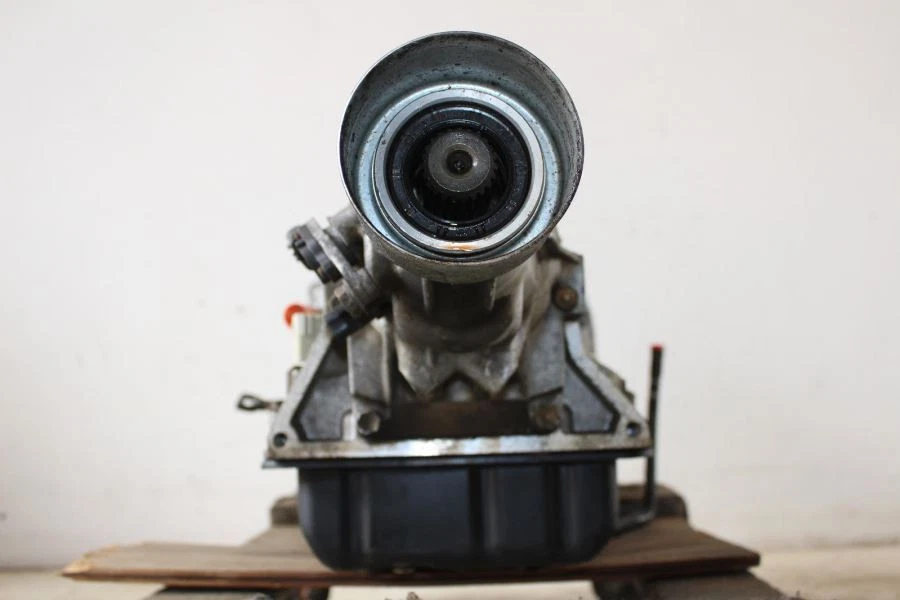 2003-2004 Toyota Sequoia 4.7L 4x2 Automatic Transmission Assembly Foto 4 de 4