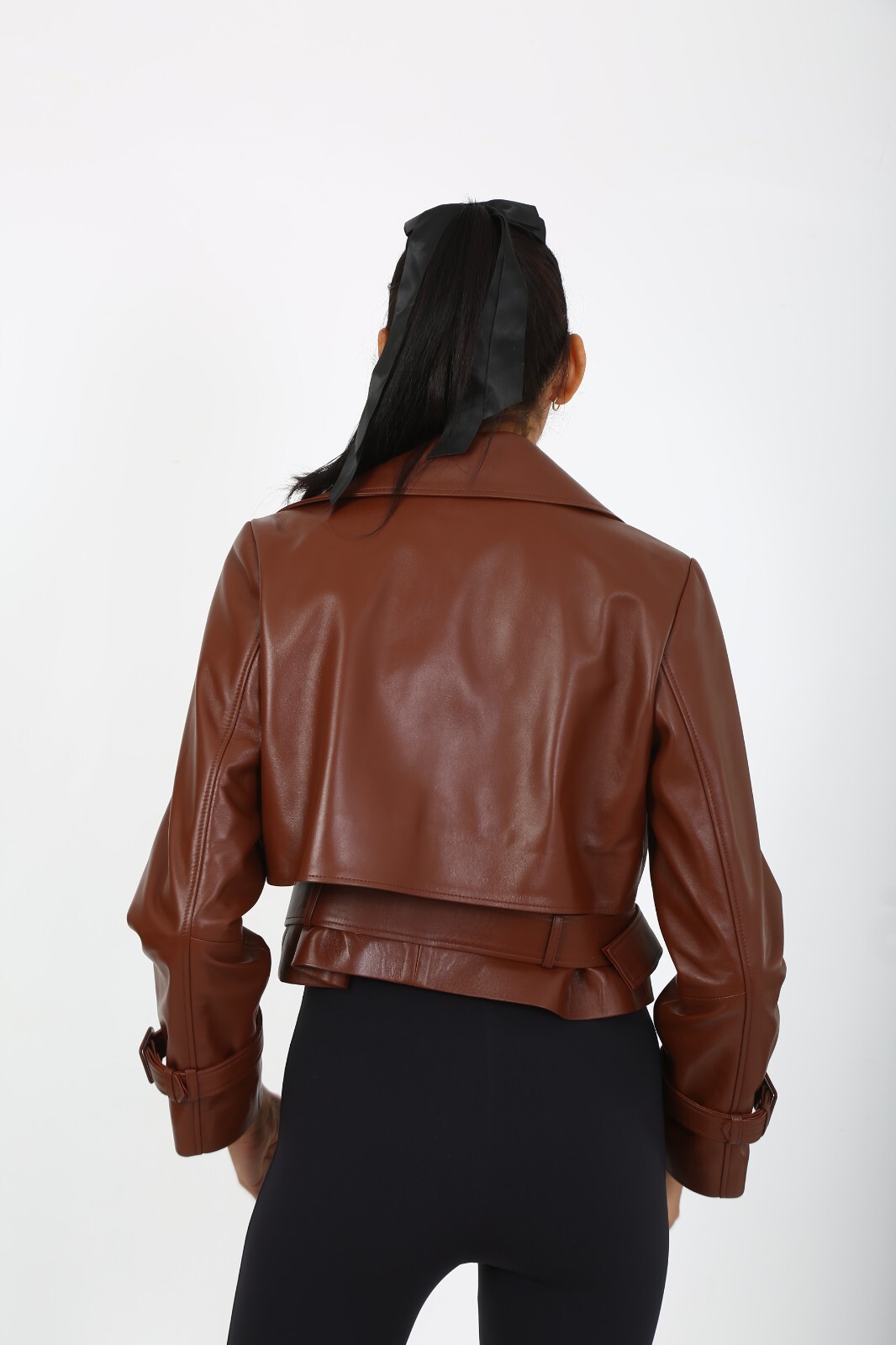 Brand New Women's  Genuine Lambskin Leather Crop Jacket - Brown image 3