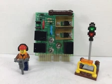 371902B01 HOBART BROS. CIRCUIT BOARD - USED