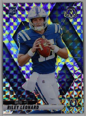 #10372 - 2025 Panini Mosaic Riley Leonard Rookie #372 Mosaic RC