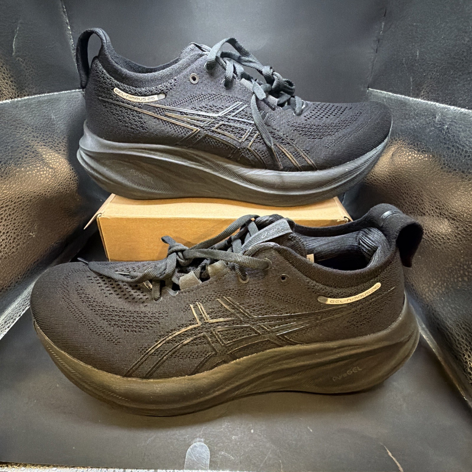 Asics Sneakers Mens 9 Gel Nimbus 26 1011B794 Black Running Athletic Gym Shoes thumbnail 5