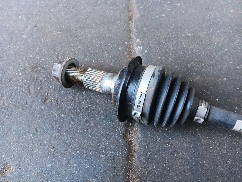 2013-2016 Porsche 911 991 AWD eixo dianteiro eixo CV junta notas do fabricante* - Imagem 2 de 4