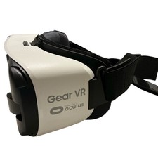 Samsung Gear VR Powered by Oculus, Virtual Reality White Headset, SM-R325
