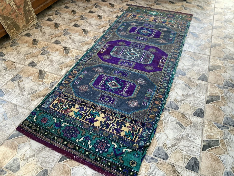 Alfombra tribal Oushak de lana hecha a mano turca vintage de los años 70 3,3 × 8,2 Foto 3 de 4