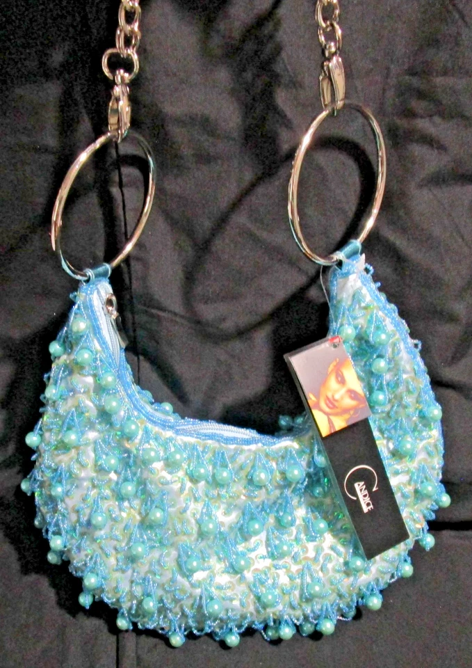 Bolso de Mano Candice Los Angeles Aqua Cuentas Brillante Noche en Forma de Corazón Nuevo con Etiquetas Foto 2 de 4