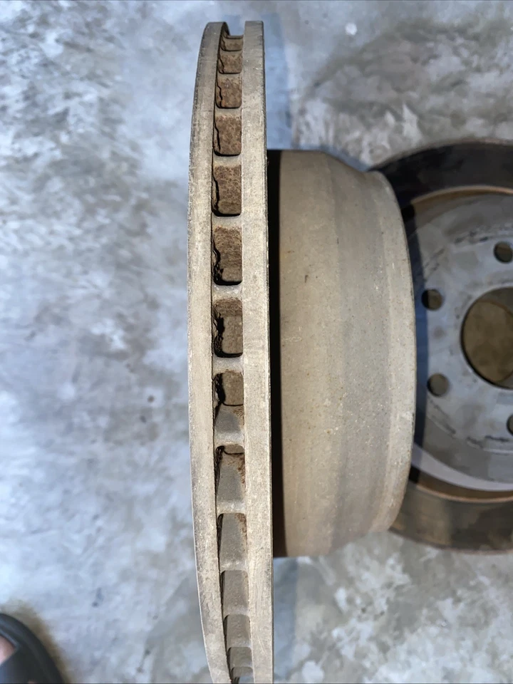 Conjunto de rotor de freio a disco para Chevrolet Colorado 2015-2021 traseiro - Imagem 4 de 4