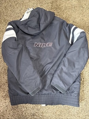 Nike Hooded Zip Up Coat Grey Size Medium with Inside And Outside Pockets