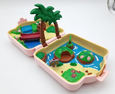 Pokemon Tomy Chibi Poke House beach island mini playset  polly pocket case