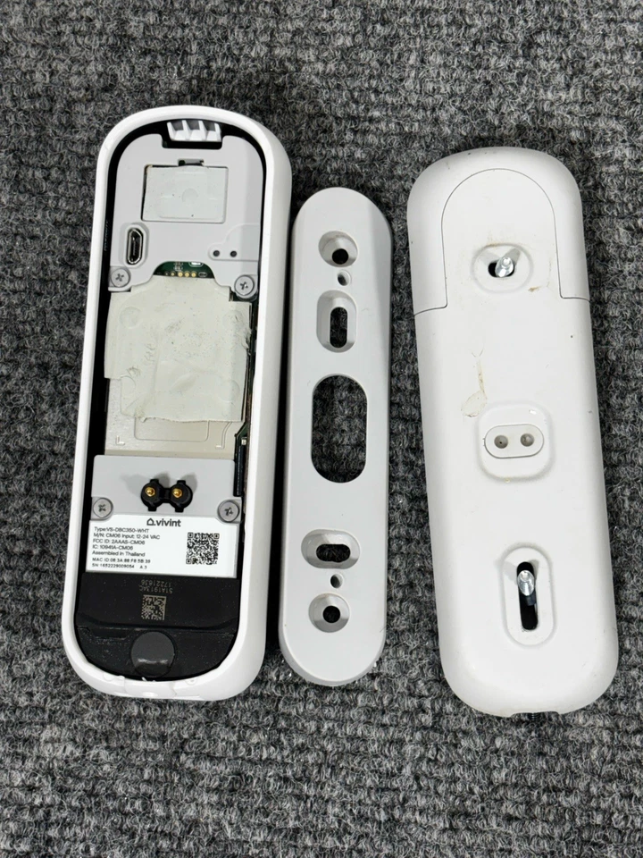 Vivint Doorbell Camera Pro Gen 2 VS-DBC350 WHT UNTESTED AS-IS READ - Image 2 of 3