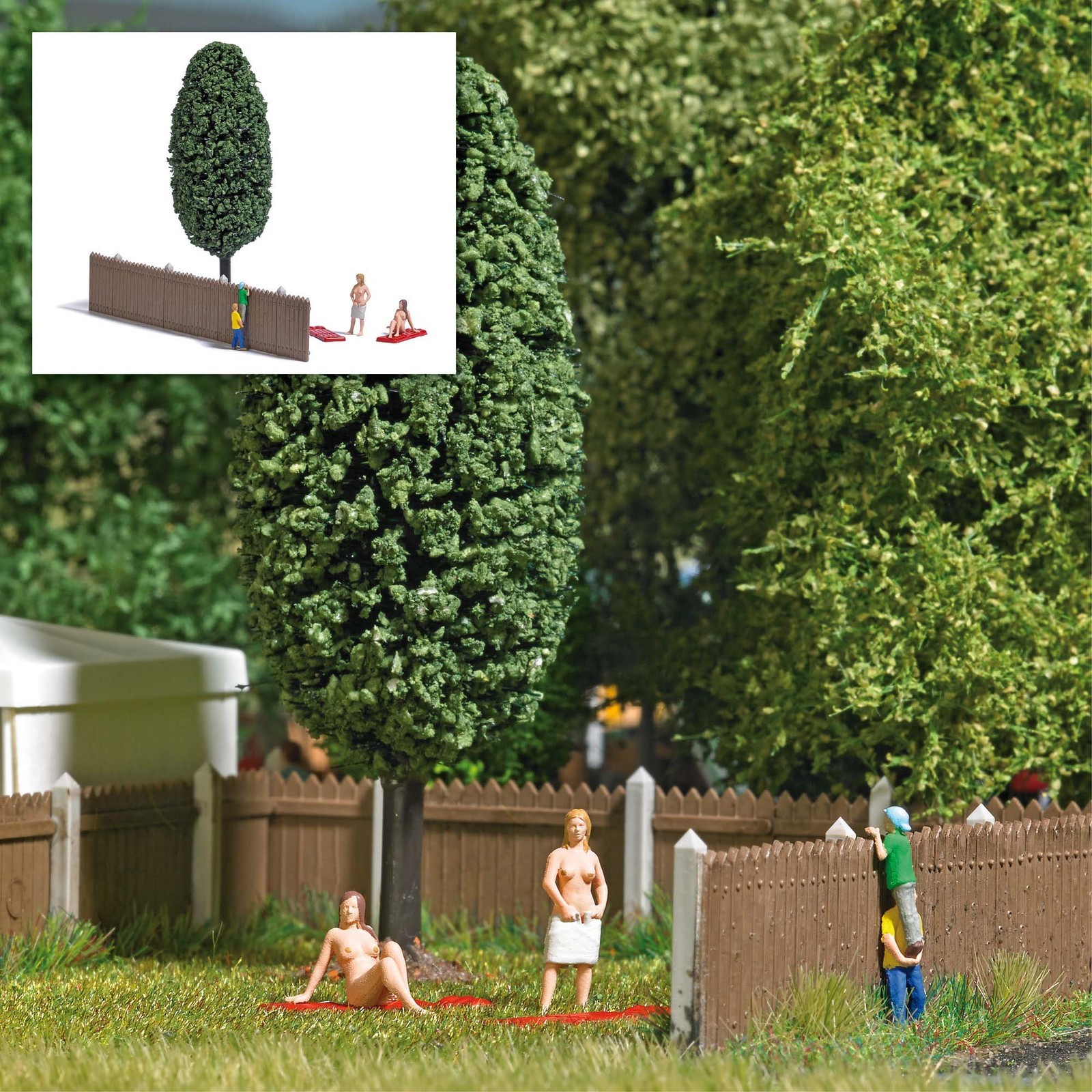 Busch H0 7949 Action Set: Nudist Scene with Unclothed Figures, Diorama 1:87