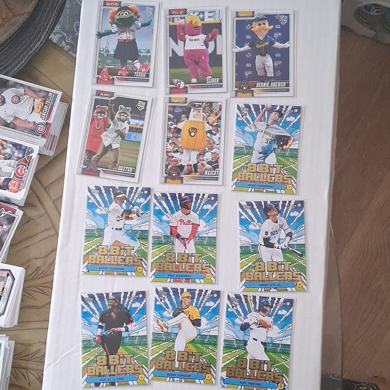 Topps 2024 MLB 75th Anniversary & 8-Bit Ballers RC 11-Card Lot Mascots