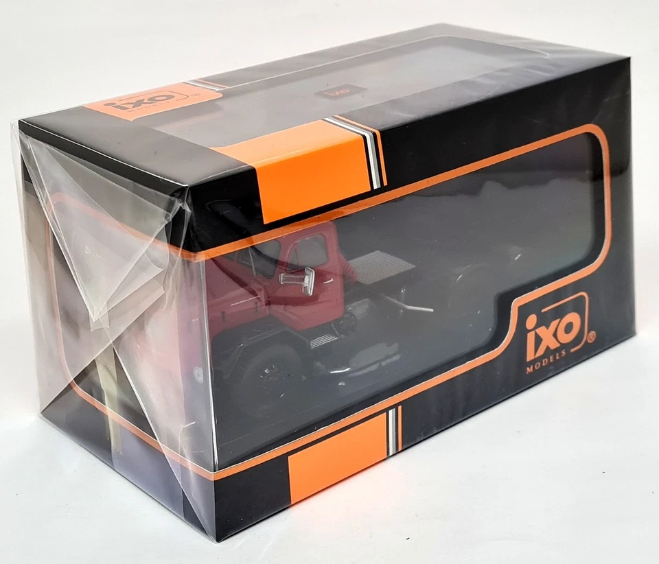 iXO 1/43 - Magirus Jupiter 6X6 Red Diecast Scale Model Truck - Image 2 of 4