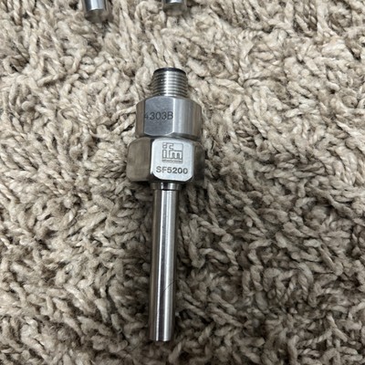 IFM SF5200 Flow Sensor SFD10ADB /US-100 - New In Box
