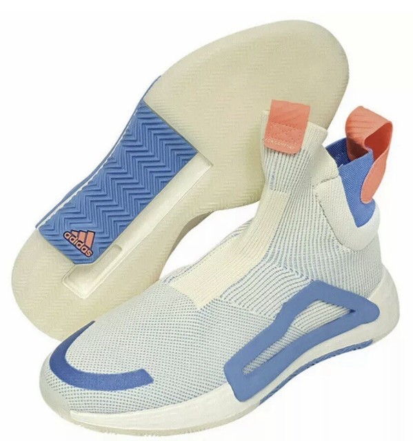 laceless basketball shoes