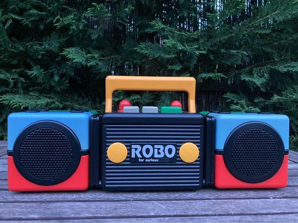 ラジオ・コンポ ROBO SANYO ROBO portable karaoke, model 05 (1988) - Sanyo Electric Co