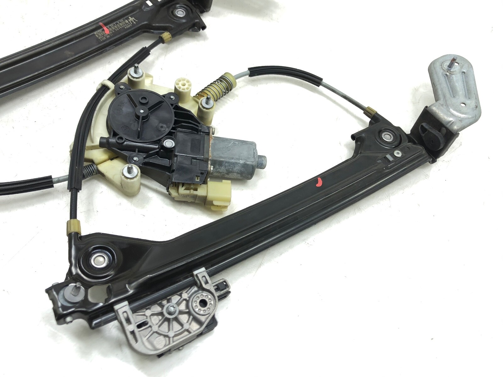 2014-2022 MASERATI GHIBLI RIGHT PASSENGER REAR WINDOW REGULATOR W/ MOTOR OEM.