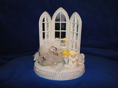 New Lighted Chapel Mirrored Windows Wedding Cake topper Bride & Groom & car