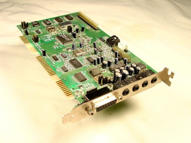 Creative Labs CT2800 Multimedia Sound Game Card - FREE Shipping