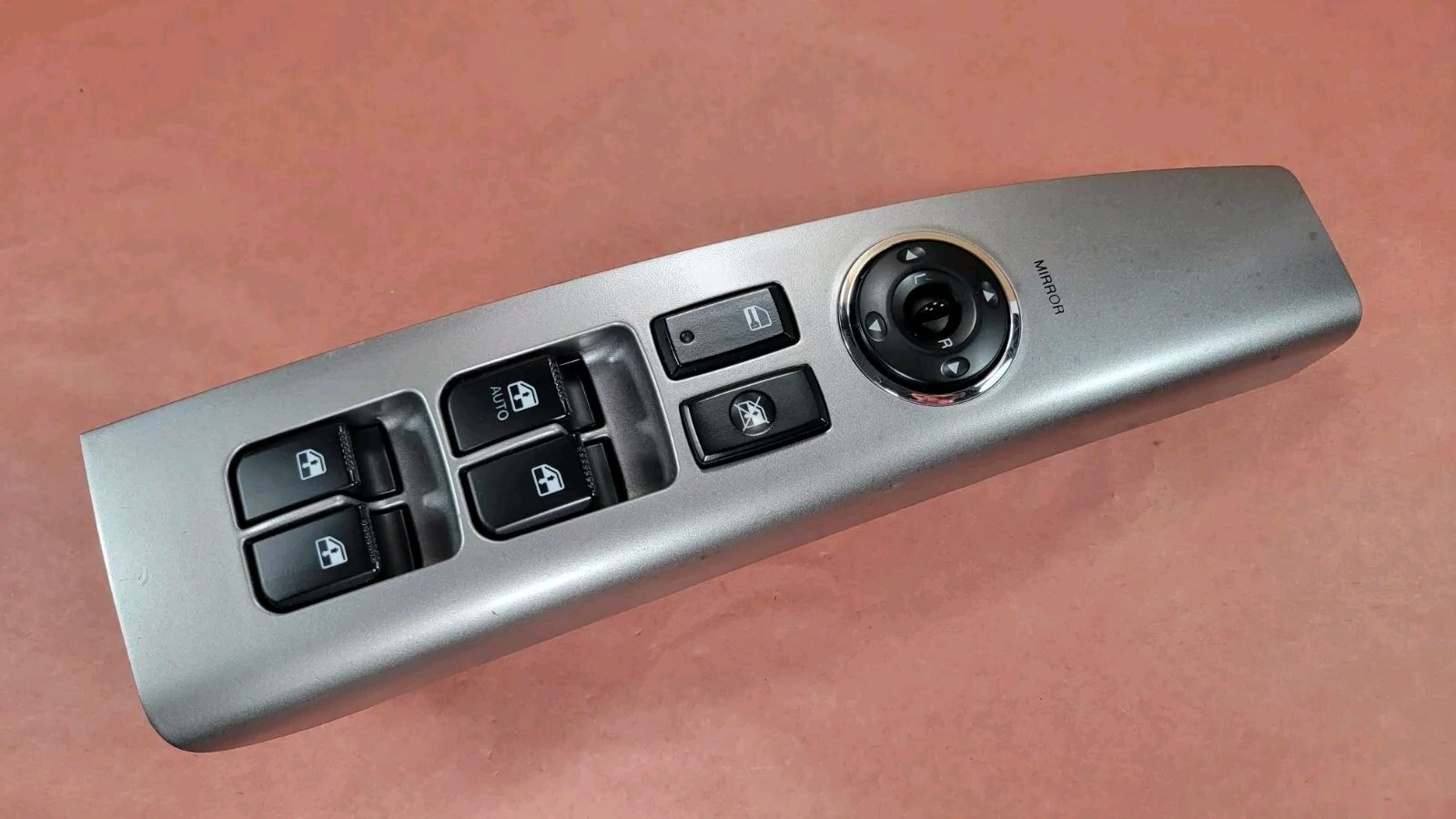 2010 2011 2012 Hyundai Santa Fe Front Left Driver Master Power Window Switch OEM