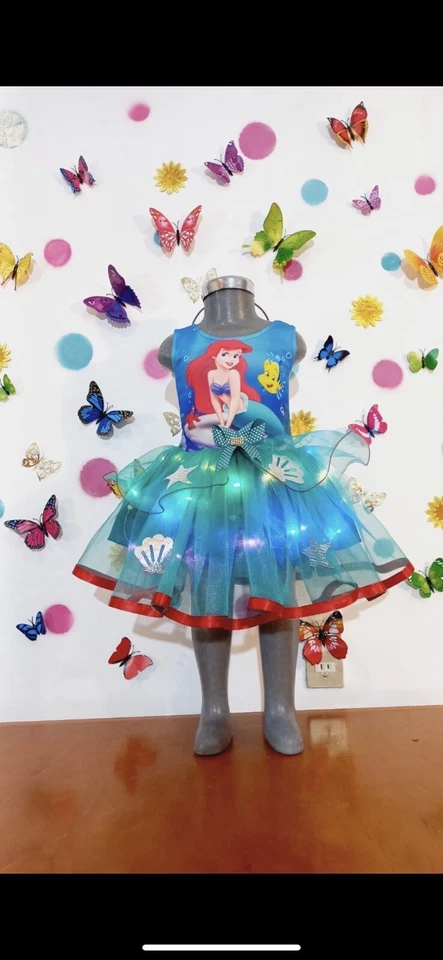 vestido niña sirenita con luces Foto 2 de 2