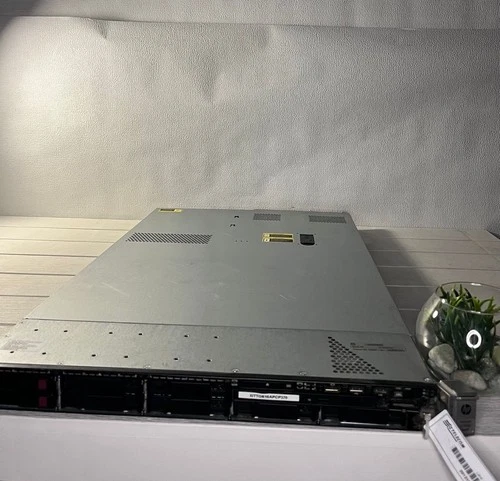 HP ProLiant DL360p Gen8 – Xeon – 64GB RAM – 2 PSU – 2 Dischi da 48GB