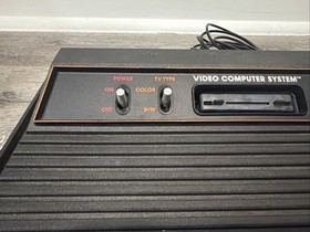 Atari 2600 Model CX-2600 A &mdash; Tested & Working