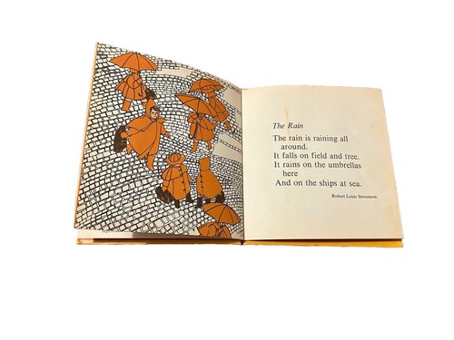 Poems Illustrated by Victor Lazzaro HC 1965 An Early-Start Preschool Reader - Picture 7 of 8