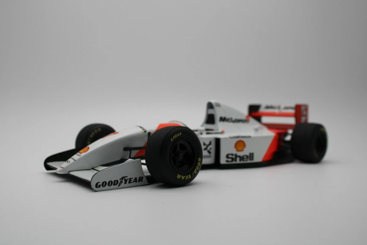 Paul's Model Art McLaren MP4/8. 1:18
